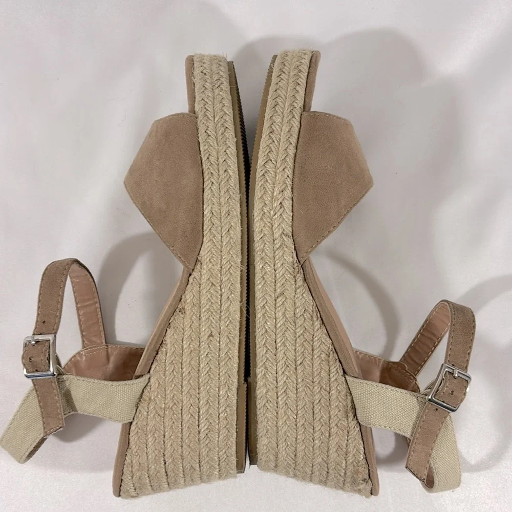 Mayari Tan Wedge Sandals Natural Suede